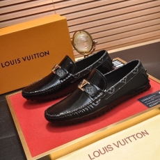 Louis Vuitton Low Shoes